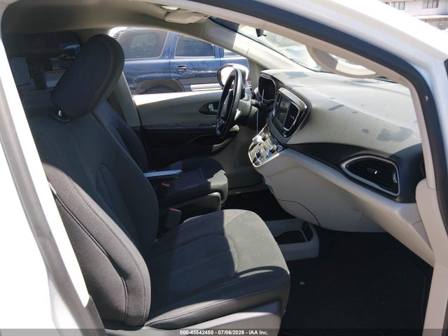 Chrysler Pacifica Lx 2019 2C4RC1CG0KR555021 Image 5