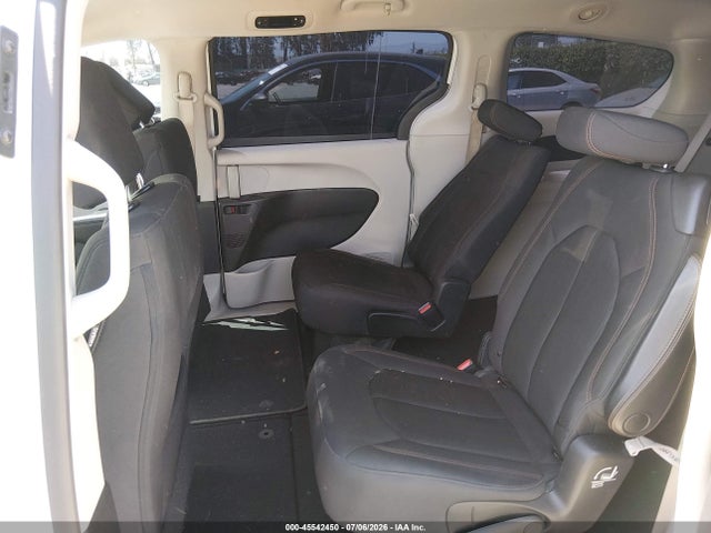 Chrysler Pacifica Lx 2019 2C4RC1CG0KR555021 Image 8