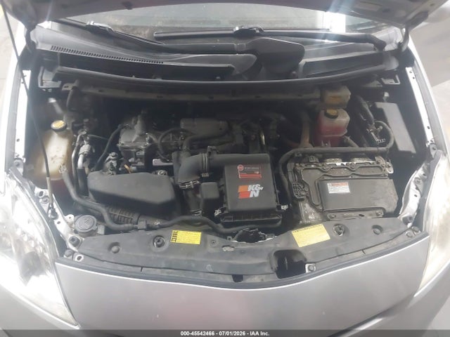 Toyota Prius Three 2014 JTDKN3DU5E1791703 Image 10