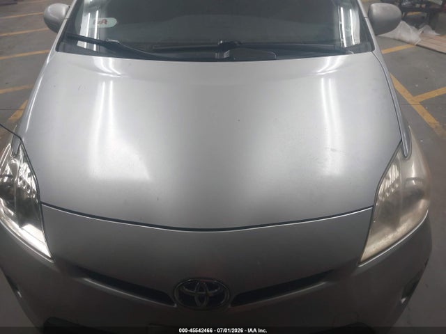 Toyota Prius Three 2014 JTDKN3DU5E1791703 Image 6