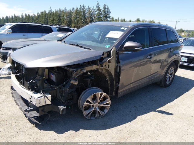 Toyota Highlander Xle V6 2015 5TDKKRFH8FS087530 Image 2