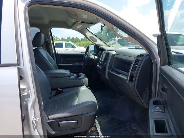Продажа на аукционе авто 2018 Ram 1500 Tradesman  4x2 5'7 Box, vin: 1C6RR6KG9JS303625, номер лота: 45542491