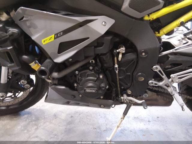 45542498 :رقم المزاد ، JYARN48Y3HA000361 vin ، 2017 Yamaha Fz10 C مزاد بيع