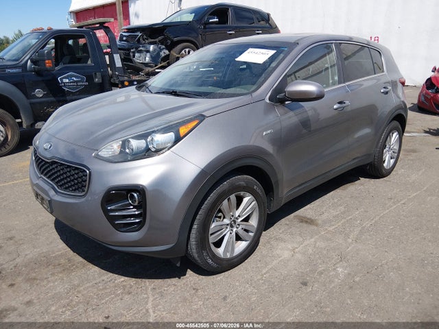 KIA Sportage Lx 2018 KNDPMCAC3J7469976 Image 2