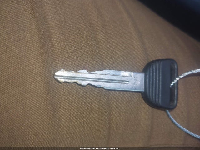45542589 :رقم المزاد ، 1HGEJ8143YL036568 vin ، 2000 Honda Civic Ex مزاد بيع