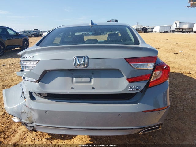 1HGCV2F92MA000048 Honda Accord Touring