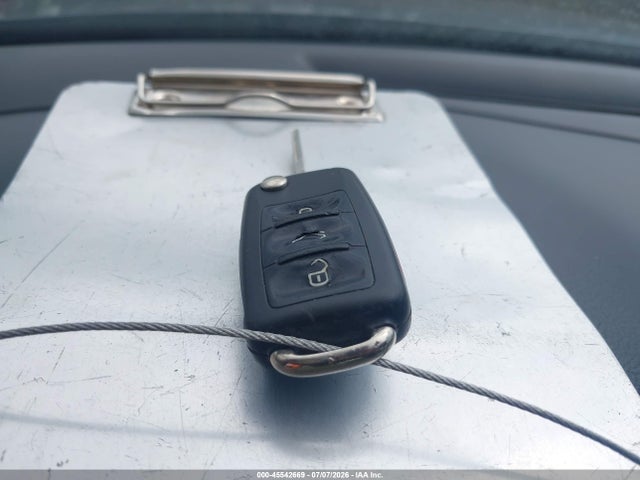 Продажа на аукционе авто 2013 Volkswagen Jetta 2.0l S, vin: 3VW2K7AJ8DM401556, номер лота: 45542669