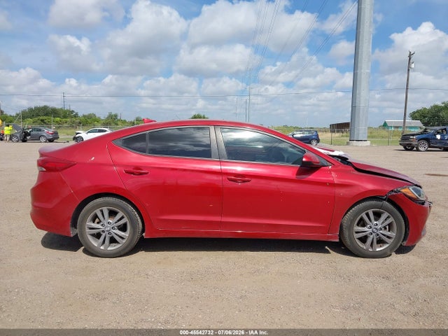 Продажа на аукционе авто 2018 Hyundai Elantra Sel, vin: 5NPD84LF8JH214899, номер лота: 45542732