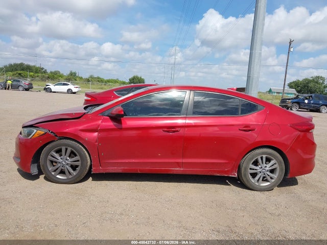 Продажа на аукционе авто 2018 Hyundai Elantra Sel, vin: 5NPD84LF8JH214899, номер лота: 45542732