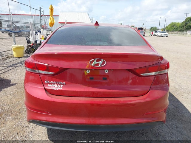 Продажа на аукционе авто 2018 Hyundai Elantra Sel, vin: 5NPD84LF8JH214899, номер лота: 45542732