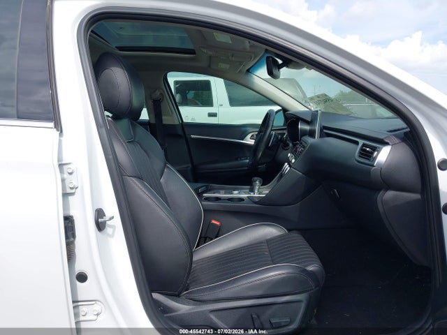 Продаж на аукціоні авто 2020 Genesis G70 2.0t Awd, vin: KMTG34LA0LU060246, номер лоту: 45542743