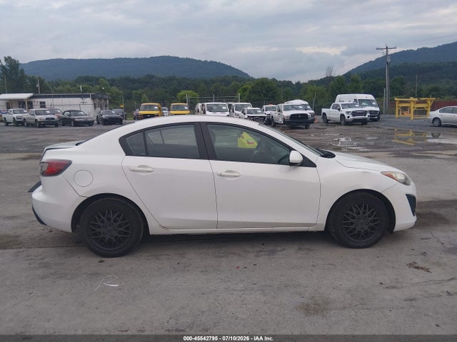 Продаж на аукціоні авто 2011 Mazda Mazda3 I Sport, vin: JM1BL1UGXB1476427, номер лоту: 45542795
