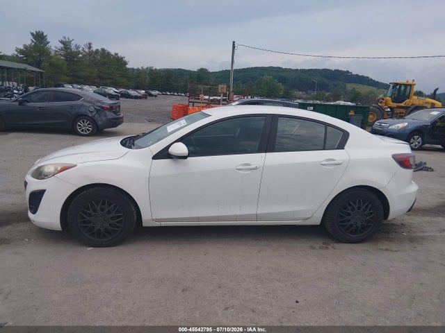 Продаж на аукціоні авто 2011 Mazda Mazda3 I Sport, vin: JM1BL1UGXB1476427, номер лоту: 45542795