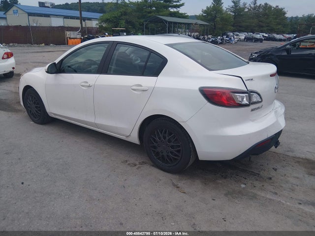 Продаж на аукціоні авто 2011 Mazda Mazda3 I Sport, vin: JM1BL1UGXB1476427, номер лоту: 45542795