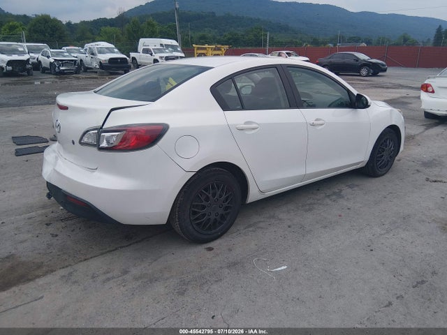 Продаж на аукціоні авто 2011 Mazda Mazda3 I Sport, vin: JM1BL1UGXB1476427, номер лоту: 45542795