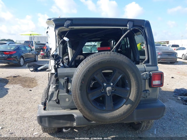 1C4HJXDN8LW145352 Jeep Wrangler Unlimited Sport Altitude 4x4