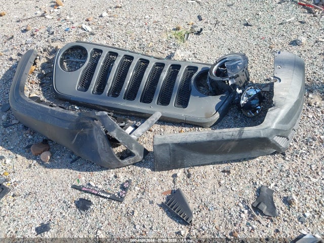 1C4HJXDN8LW145352 Jeep Wrangler Unlimited Sport Altitude 4x4