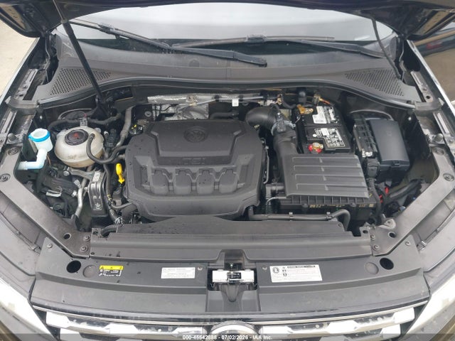 3VV3B7AXXLM046434 Volkswagen Tiguan 2.0t Se/2.0t Se R-line Black/2.0t Sel