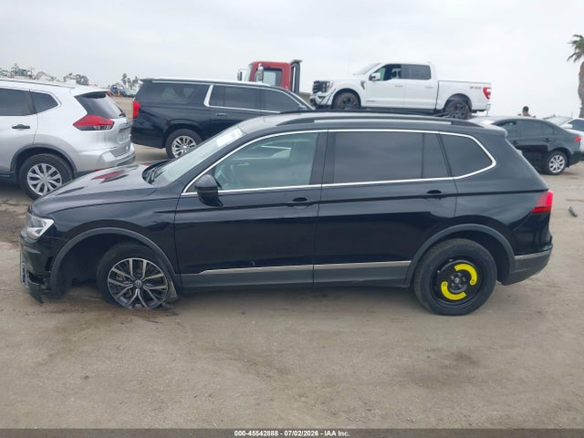 3VV3B7AXXLM046434 Volkswagen Tiguan 2.0t Se/2.0t Se R-line Black/2.0t Sel
