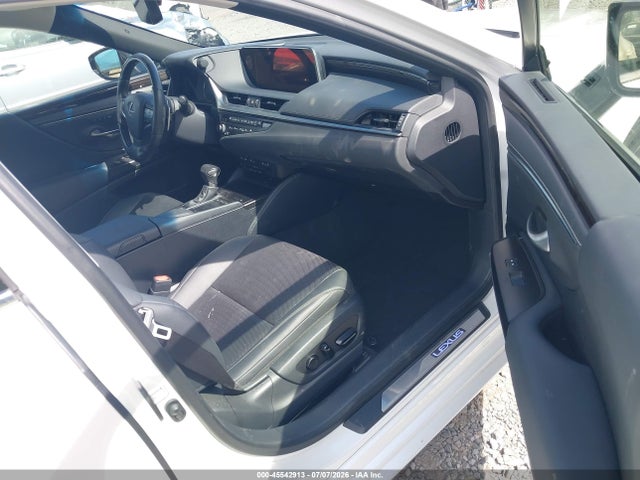 Продажа на аукционе авто 2019 Lexus Es 300h, vin: JTHB21B16K2001867, номер лота: 45542913