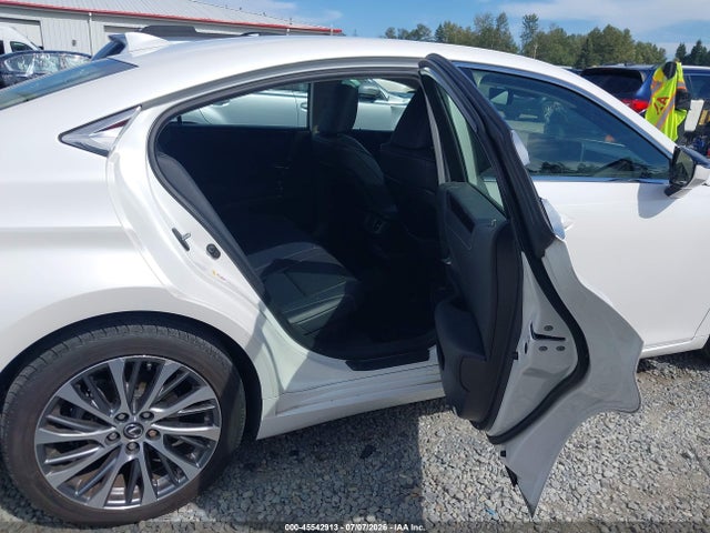 Продажа на аукционе авто 2019 Lexus Es 300h, vin: JTHB21B16K2001867, номер лота: 45542913