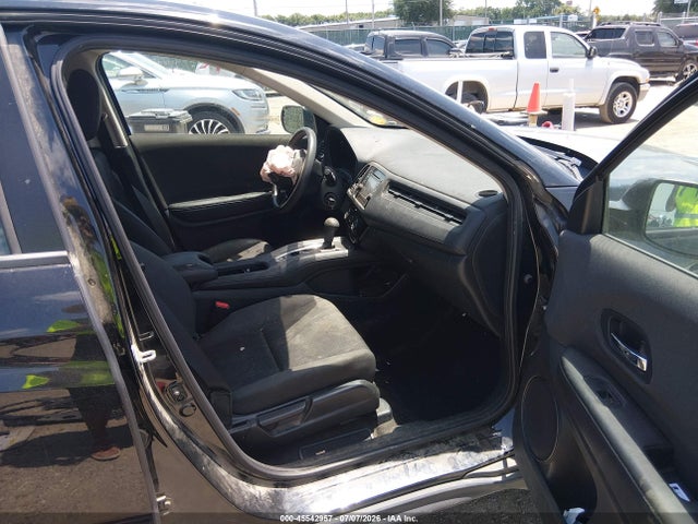 3CZRU6H33KG729812 Honda HR-V LX