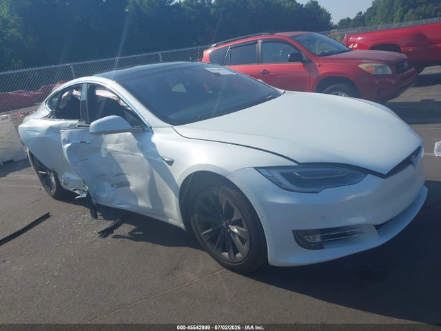 Продаж на аукціоні авто 2018 Tesla Model S 100d/75d/p100d, vin: 5YJSA1E21JF277409, номер лоту: 45542999