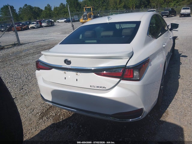 Lexus ES 300H 2023 58ADA1C15PU036430 Image 17