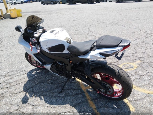 2017 Suzuki Gsx-r750 მანქანა იყიდება აუქციონზე, vin: JS1GR7MA6H2101084, აუქციონის ნომერი: 45543090