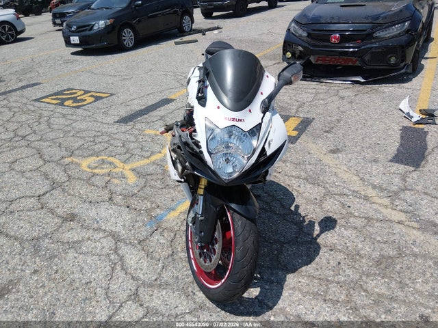 2017 Suzuki Gsx-r750 მანქანა იყიდება აუქციონზე, vin: JS1GR7MA6H2101084, აუქციონის ნომერი: 45543090