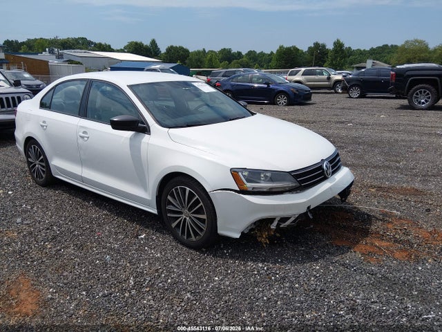 Продажа на аукционе авто 2017 Volkswagen Jetta 1.8t Sport, vin: 3VWD17AJ2HM313331, номер лота: 45543116