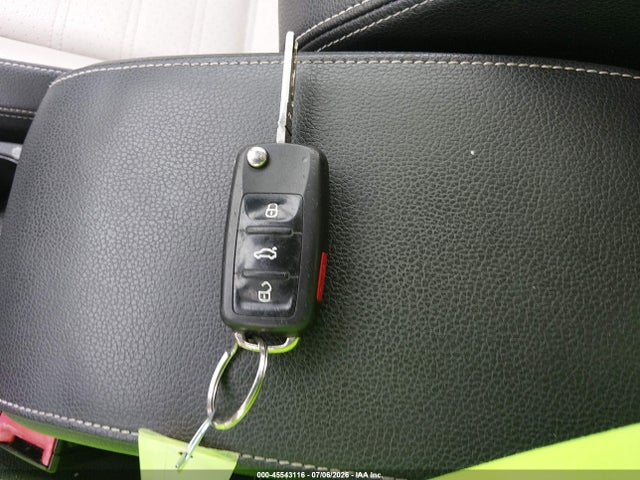 Продажа на аукционе авто 2017 Volkswagen Jetta 1.8t Sport, vin: 3VWD17AJ2HM313331, номер лота: 45543116