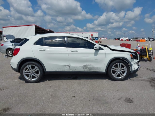 45543202 :رقم المزاد ، WDCTG4EB6HJ357337 vin ، 2017 Mercedes-benz Gla 250 مزاد بيع