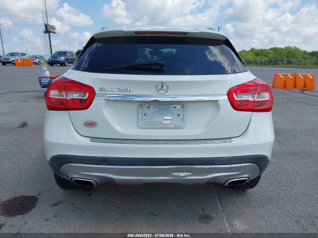 45543202 :رقم المزاد ، WDCTG4EB6HJ357337 vin ، 2017 Mercedes-benz Gla 250 مزاد بيع