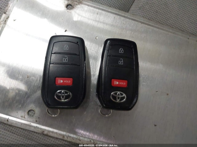 Продажа на аукционе авто 2022 Toyota Corolla Cross Le, vin: 7MUBAABG7NV032315, номер лота: 45543225