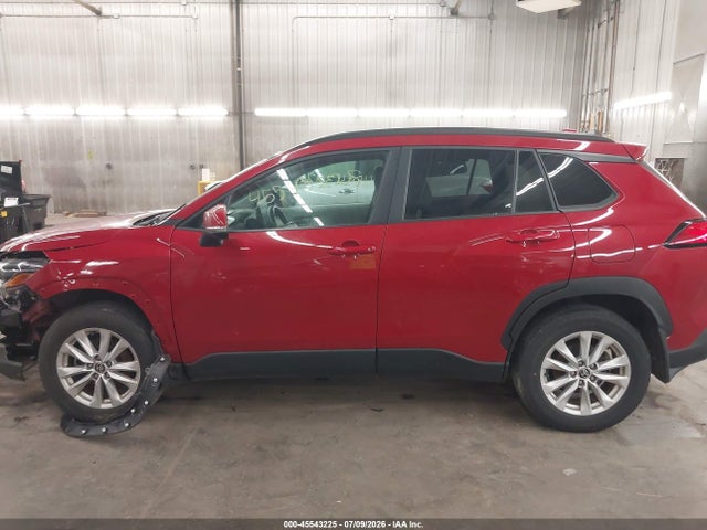 Продажа на аукционе авто 2022 Toyota Corolla Cross Le, vin: 7MUBAABG7NV032315, номер лота: 45543225