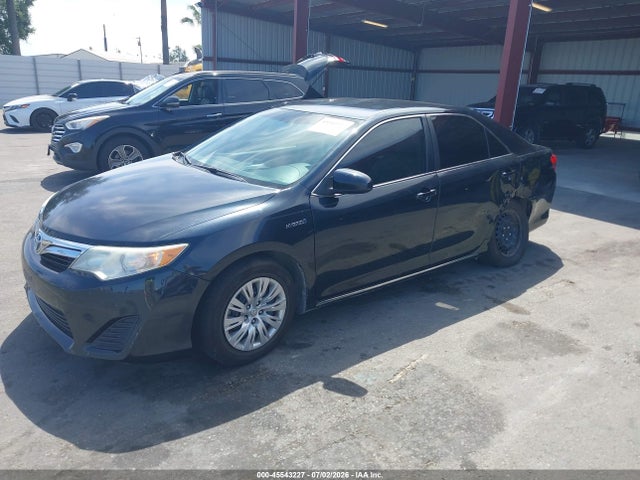 4T1BD1FK2EU099654 Toyota Camry Hybrid Le
