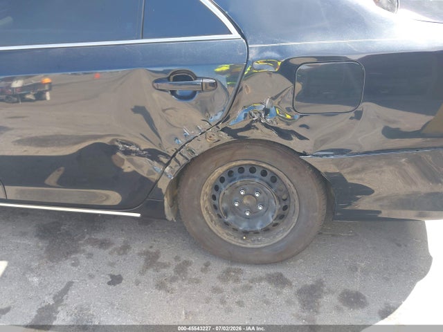 4T1BD1FK2EU099654 Toyota Camry Hybrid Le