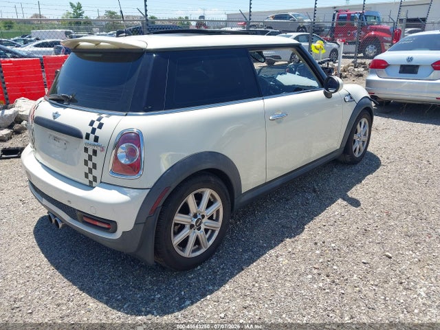 Продажа на аукционе авто 2011 Mini Cooper S, vin: WMWSV3C57BTY14051, номер лота: 45543250