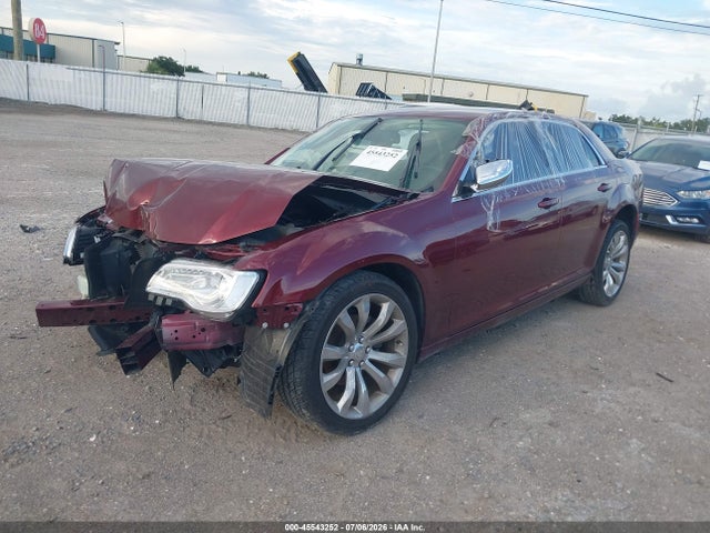 Aukcja sprzedaży 2019 Chrysler 300 Touring, vin: 2C3CCAAG8KH601374, numer aukcji: 45543252