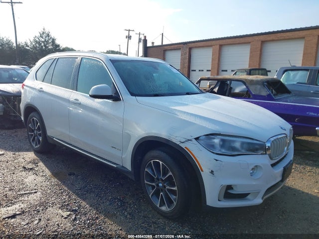 Продаж на аукціоні авто 2015 Bmw X5 Xdrive35i, vin: 5UXKR0C56F0P05544, номер лоту: 45543269