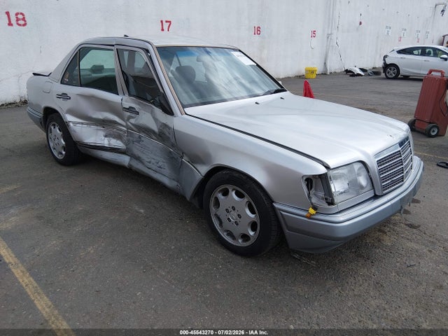 Продажа на аукционе авто 1995 Mercedes-benz E 320 Base/320 Special, vin: WDBEA32E7SC240952, номер лота: 45543270
