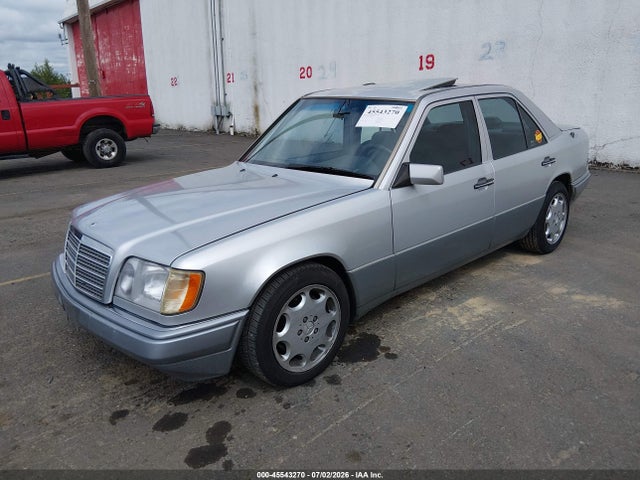 Продажа на аукционе авто 1995 Mercedes-benz E 320 Base/320 Special, vin: WDBEA32E7SC240952, номер лота: 45543270