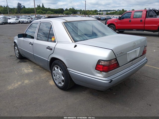 Продажа на аукционе авто 1995 Mercedes-benz E 320 Base/320 Special, vin: WDBEA32E7SC240952, номер лота: 45543270