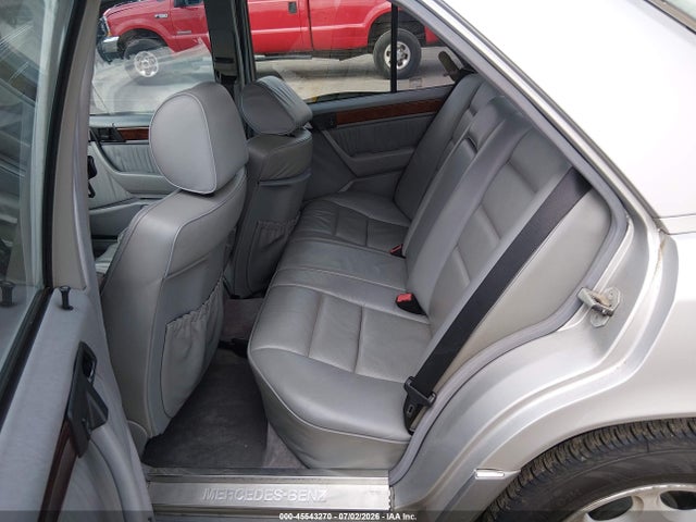 Продажа на аукционе авто 1995 Mercedes-benz E 320 Base/320 Special, vin: WDBEA32E7SC240952, номер лота: 45543270