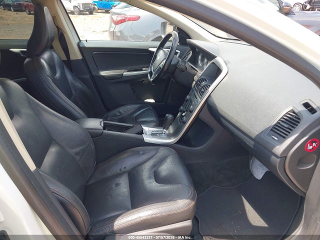 Aukcja sprzedaży 2011 Volvo Xc60 T6/t6 R-design, vin: YV4902DZ3B2218398, numer aukcji: 45543337