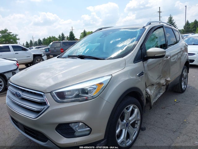 2017 Ford Escape Titanium მანქანა იყიდება აუქციონზე, vin: 1FMCU9JD2HUA87679, აუქციონის ნომერი: 45543370