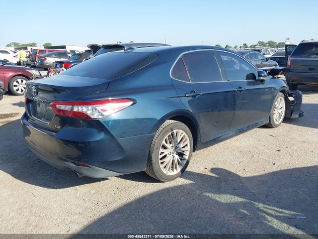 2020 Toyota Camry Xle მანქანა იყიდება აუქციონზე, vin: 4T1F11AK2LU878745, აუქციონის ნომერი: 45543371
