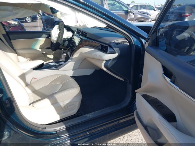 2020 Toyota Camry Xle მანქანა იყიდება აუქციონზე, vin: 4T1F11AK2LU878745, აუქციონის ნომერი: 45543371