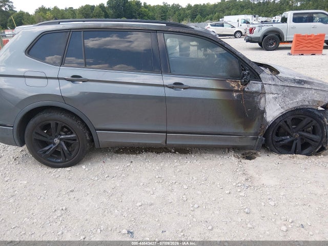 2023 Volkswagen Tiguan 2.0t Se R-line Black მანქანა იყიდება აუქციონზე, vin: 3VV8B7AX8PM128089, აუქციონის ნომერი: 45543427